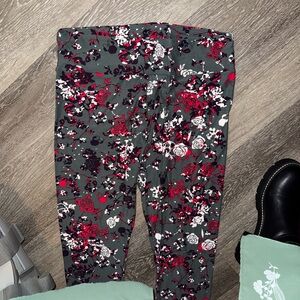 LuLaRoe Floral Leggings - Red, Black, White